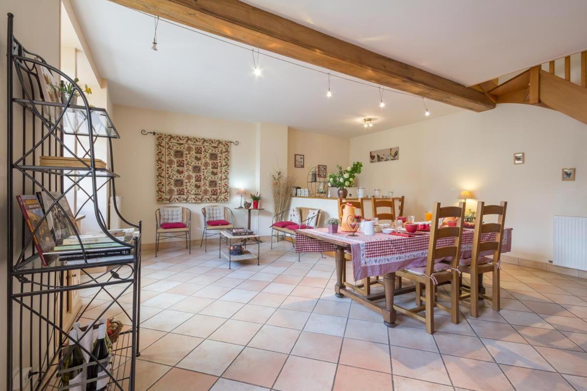Logis De L'Orme Bed and Breakfast La Rochepot Εξωτερικό φωτογραφία