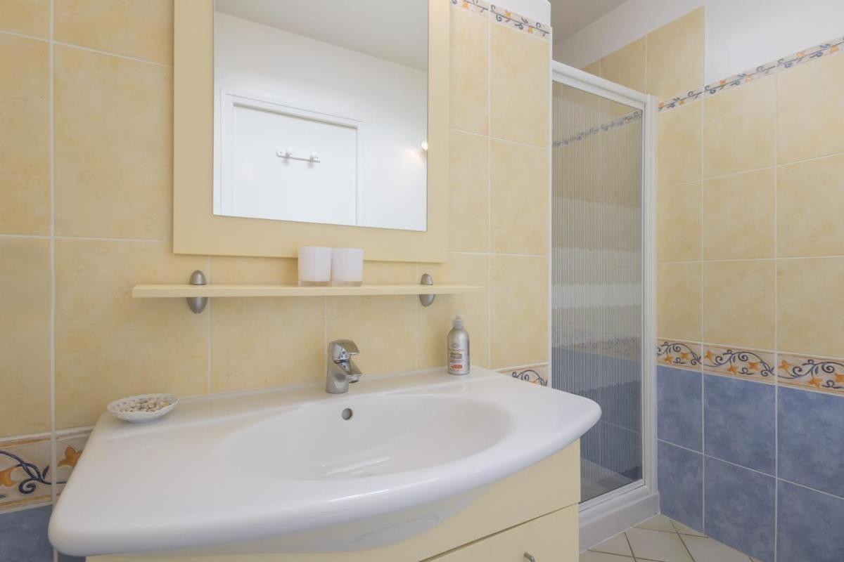 Logis De L'Orme Bed and Breakfast La Rochepot Εξωτερικό φωτογραφία